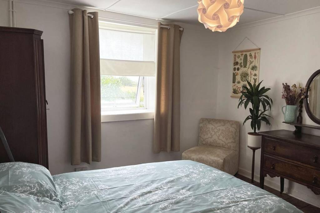 Cosy 2-Bedroom Family Cottage Centrally Located. Leedstown Eksteriør bilde